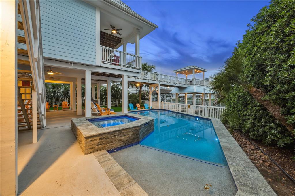 13839 Windlass Circle, Galveston, Texas image 34