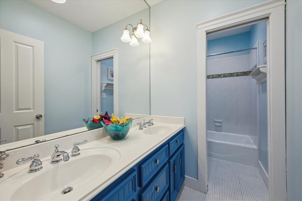 13839 Windlass Circle, Galveston, Texas image 24