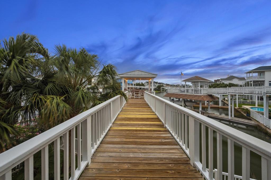 13839 Windlass Circle, Galveston, Texas image 29