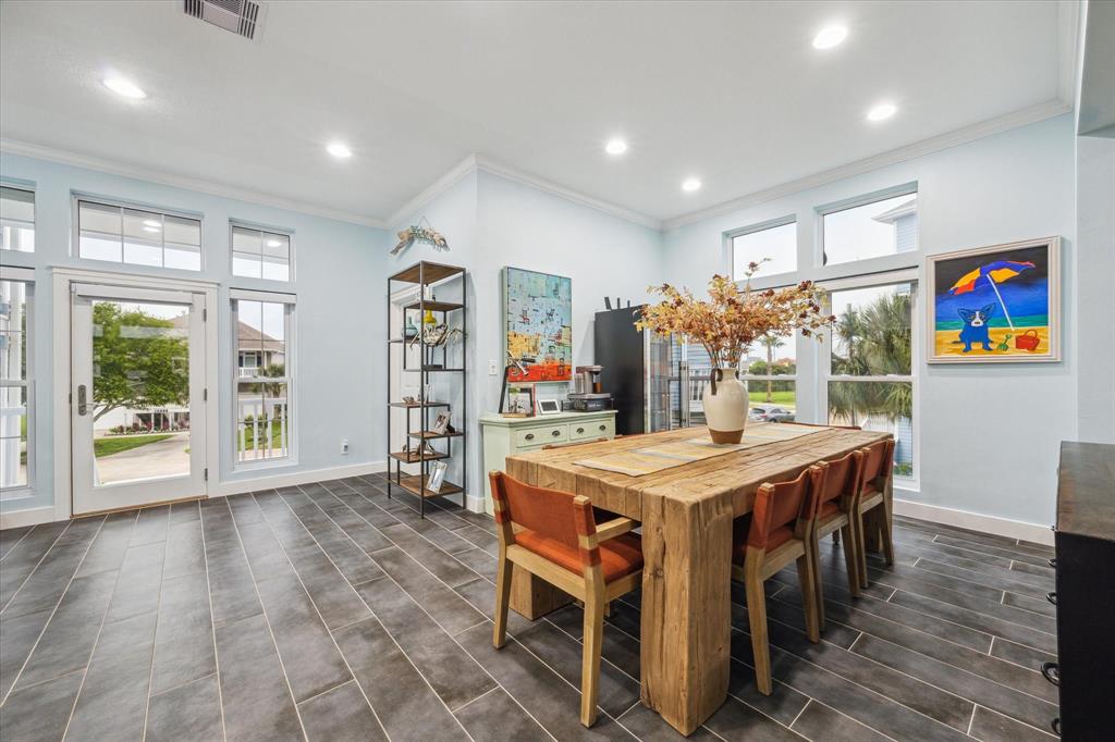13839 Windlass Circle, Galveston, Texas image 9