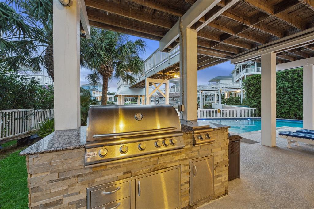 13839 Windlass Circle, Galveston, Texas image 38