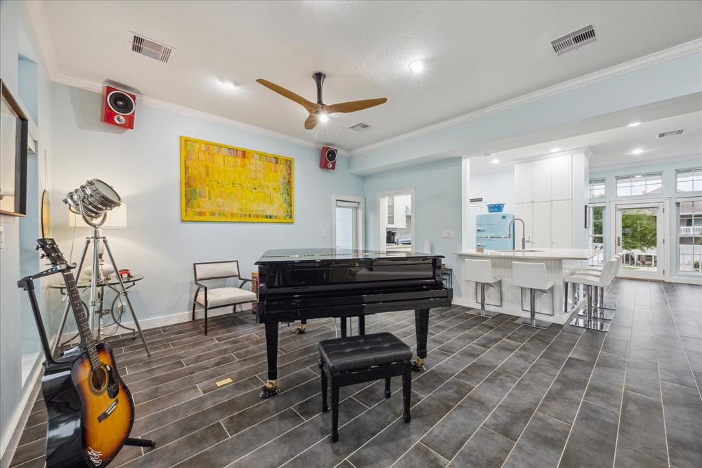 13839 Windlass Circle, Galveston, Texas image 8