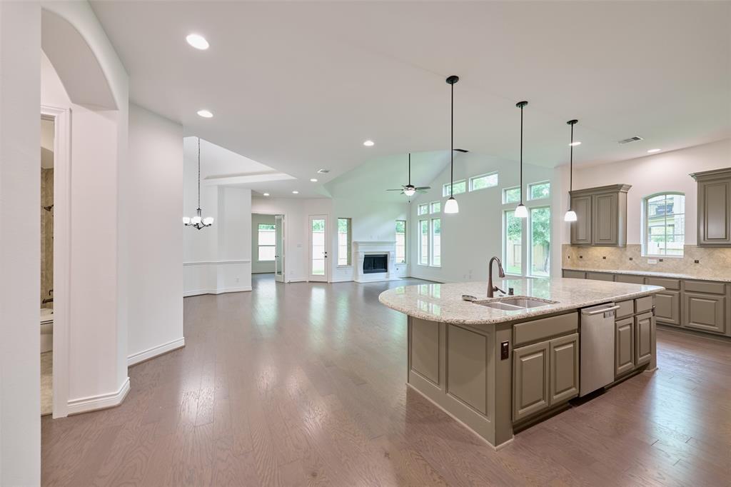 5215 Creekmore Circle