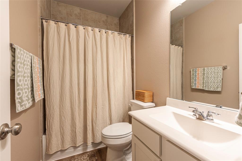 6327 Lemon Balm Lane, Crosby, Texas image 19
