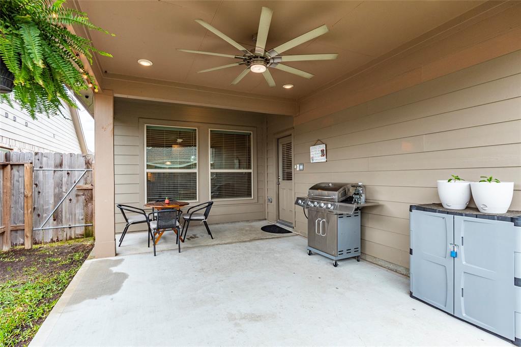 6327 Lemon Balm Lane, Crosby, Texas image 27