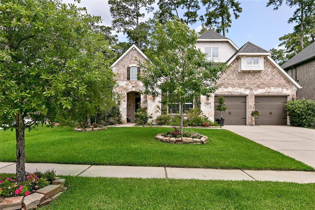 818 Evergreen Meadows Lane, Pinehurst, Texas image 2