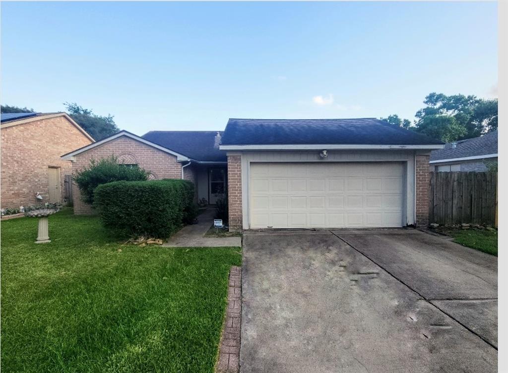 16723 Castle Fraser Drive, Houston, Texas image 1