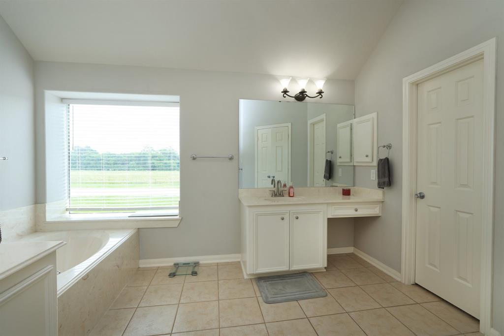 301 Redwood Street, Prairie View, Texas image 25