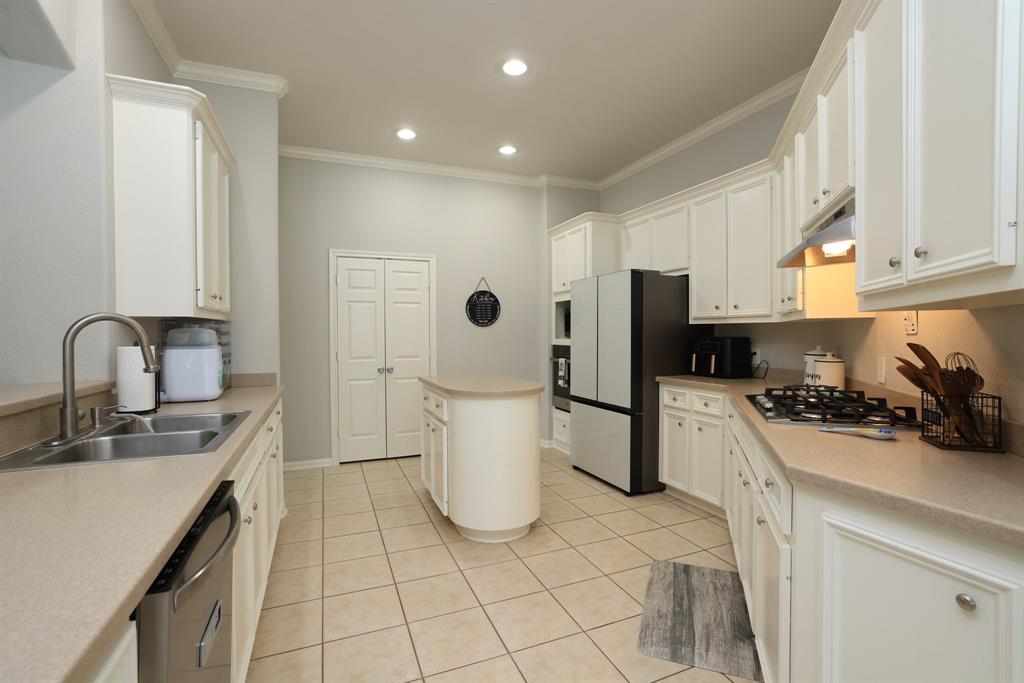 301 Redwood Street, Prairie View, Texas image 17