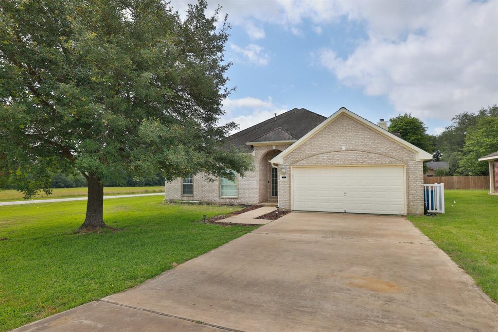 301 Redwood Street, Prairie View, Texas image 1