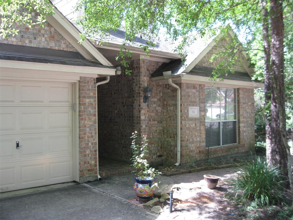 54 N Crossed Birch Place, The Woodlands, Texas image 1