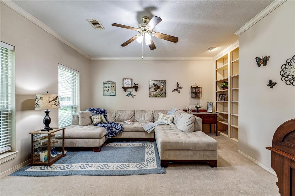 1510 S Gabriel River Circle, Sugar Land, Texas image 6
