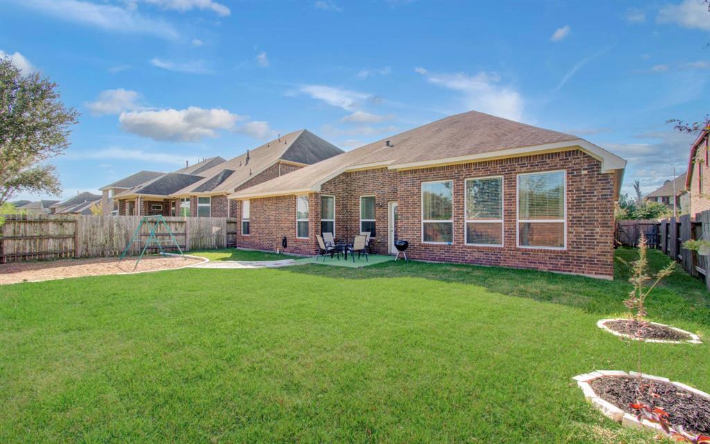 4419 Rolling Field Lane, Sugar Land, Texas image 32