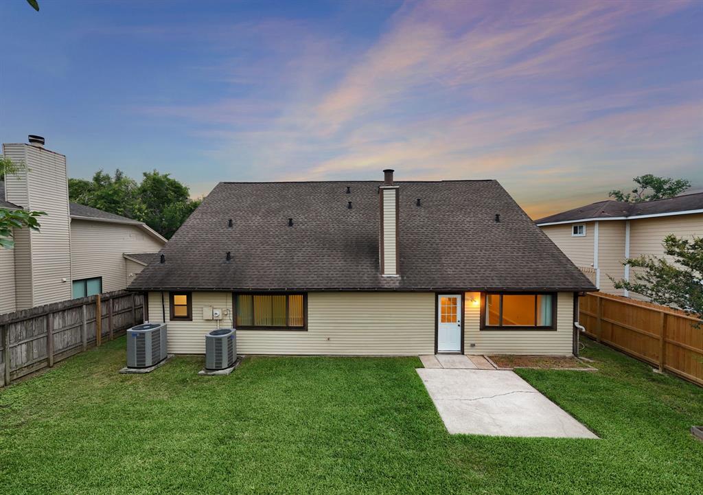 2311 Jackson Lane, League City, Texas image 5