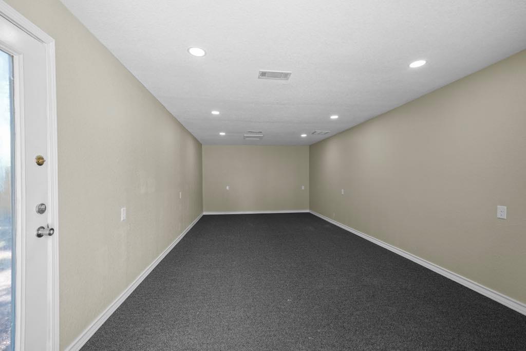 848 Nursery Street, Clute, Texas image 14