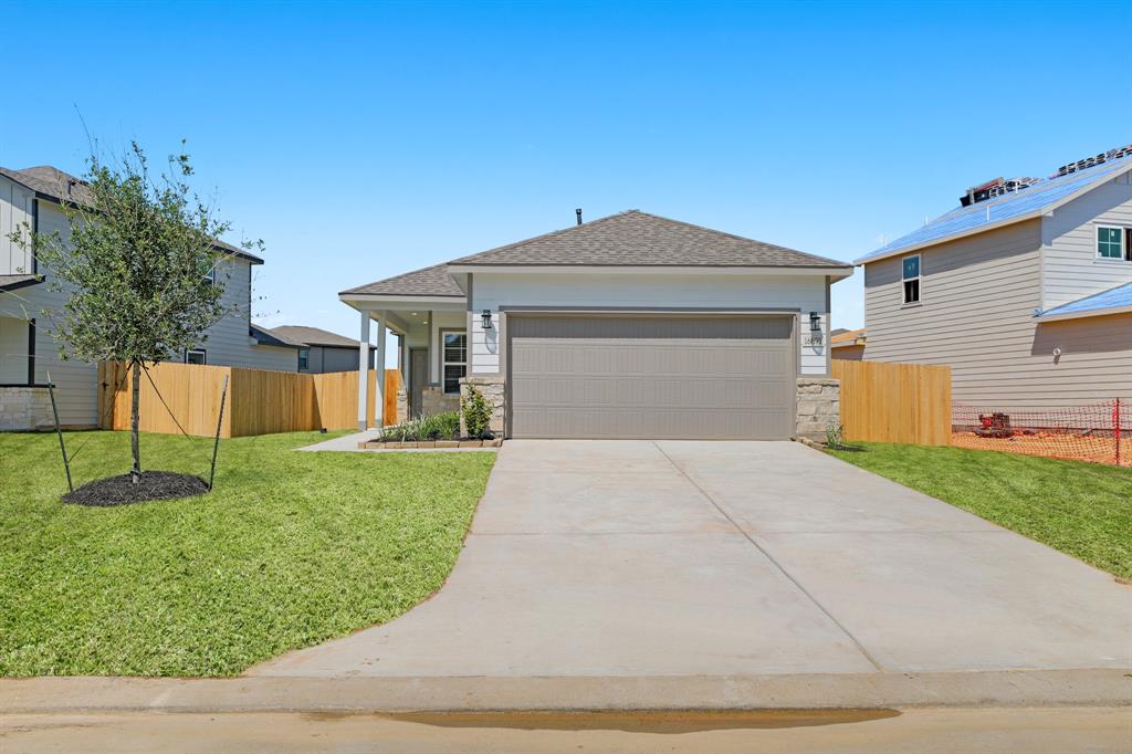16891 Needlepoint Drive, Conroe, Texas image 1