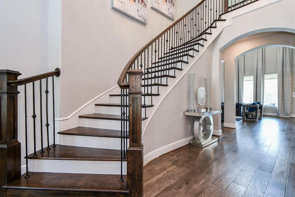 2510 Serene Path, Missouri City, Texas image 8