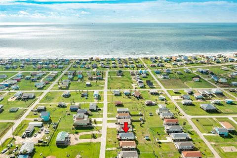 A home in Surfside Beach