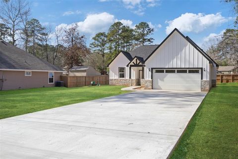 A home in Conroe