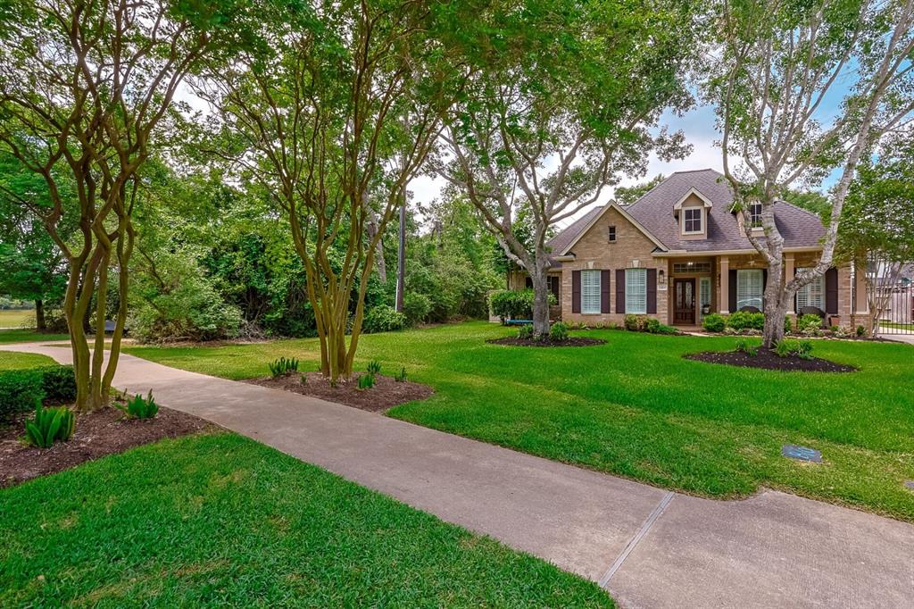 13403 E Belle Helene Circle, Cypress, Texas image 3