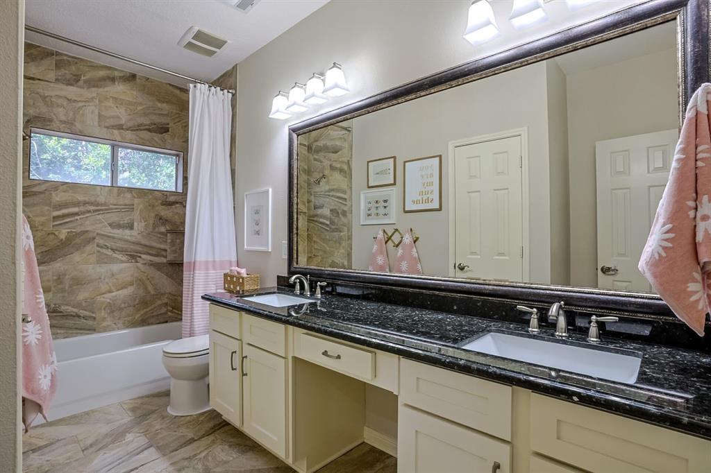 13403 E Belle Helene Circle, Cypress, Texas image 25