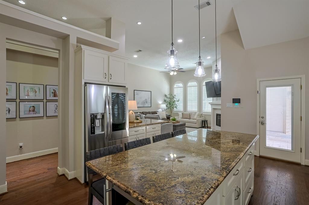 13403 E Belle Helene Circle, Cypress, Texas image 13