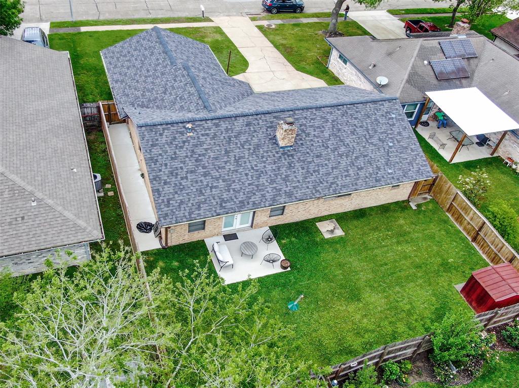 4307 Townes Forest Road, Friendswood, Texas image 34