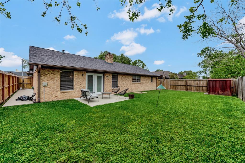 4307 Townes Forest Road, Friendswood, Texas image 31