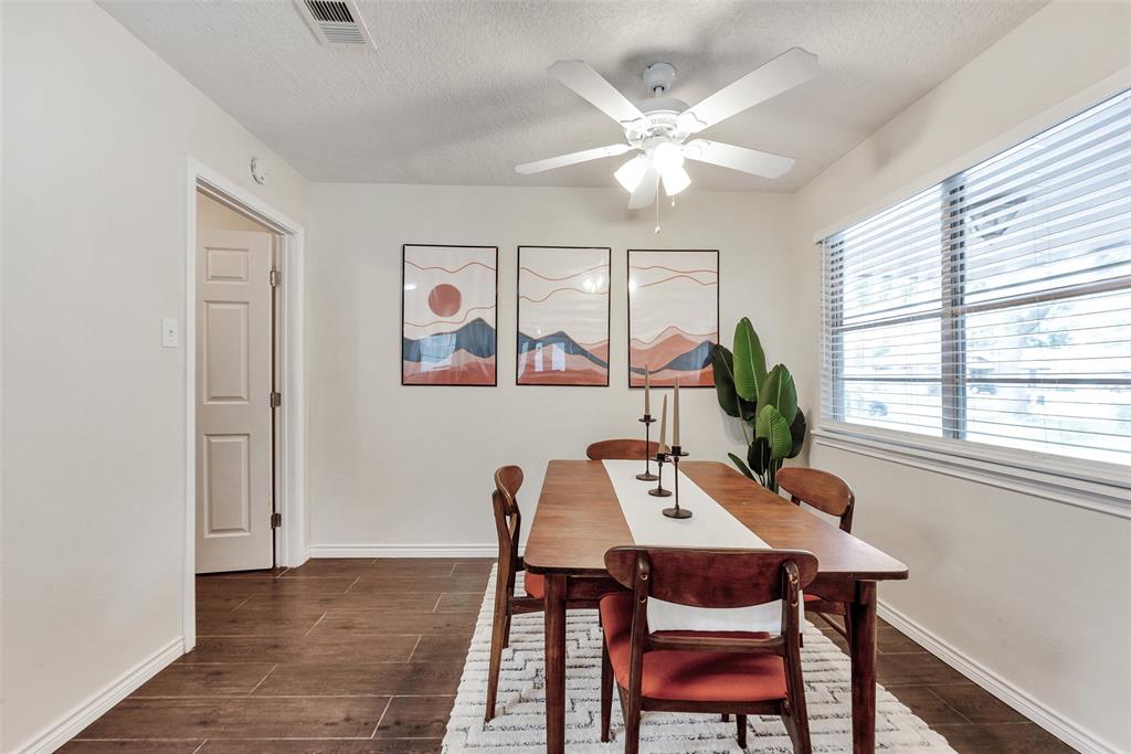 4307 Townes Forest Road, Friendswood, Texas image 10