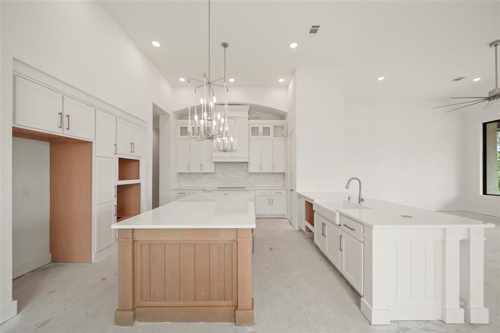 10410 Silver Shore Drive, Missouri City, Texas image 3