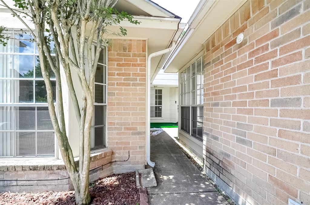 1807 Trendwest Drive