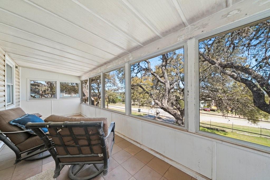 2033 Lakeview Drive, Canyon Lake, Texas image 34