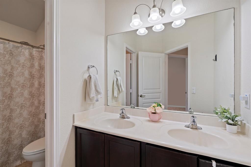 24714 Emerald Pool Falls Drive, Tomball, Texas image 29