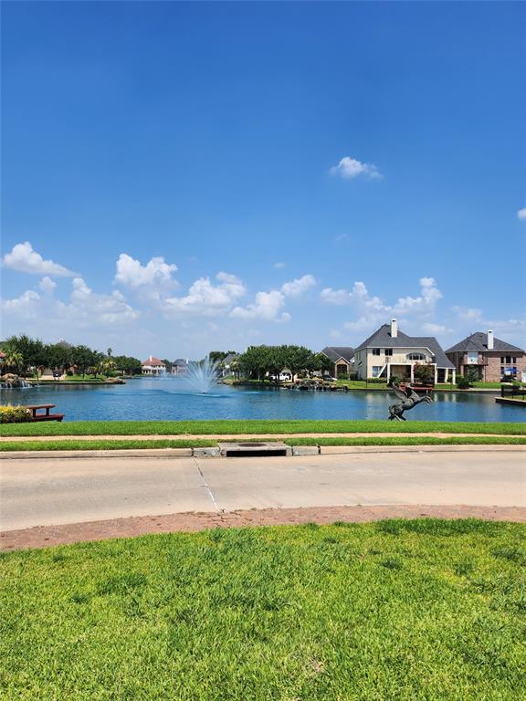 14330 Dunrobin Way, Sugar Land, Texas image 2