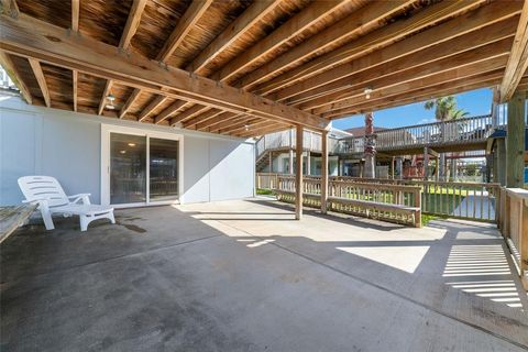 A home in Bayou Vista