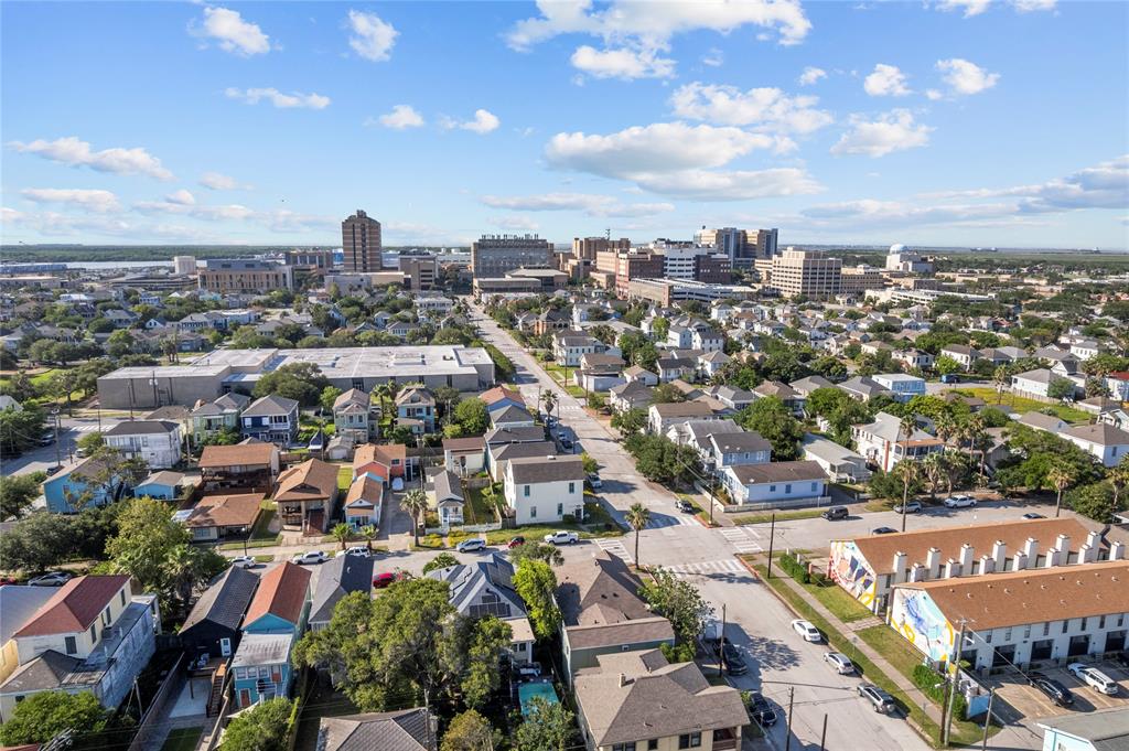 1003 Sealy Street, Galveston, Texas image 25