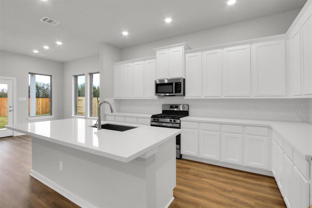 149 Angelina Trail, Dayton, Texas image 14