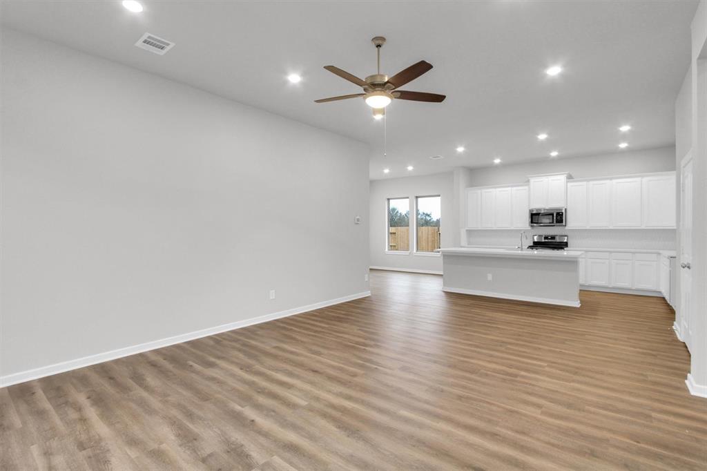149 Angelina Trail, Dayton, Texas image 10
