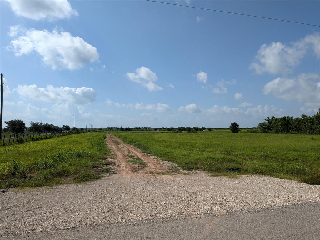 15203 Barak Road, Guy, Texas image 7