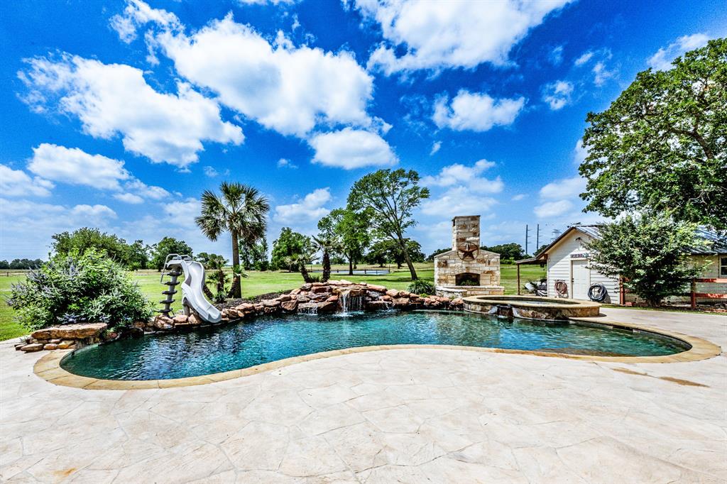6828 Fm-1696, Bedias, Texas image 36