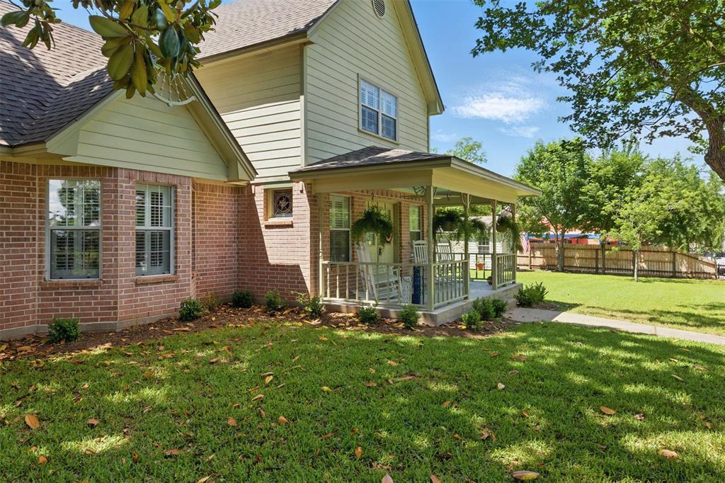 407 W Main Street, Brenham, Texas image 6