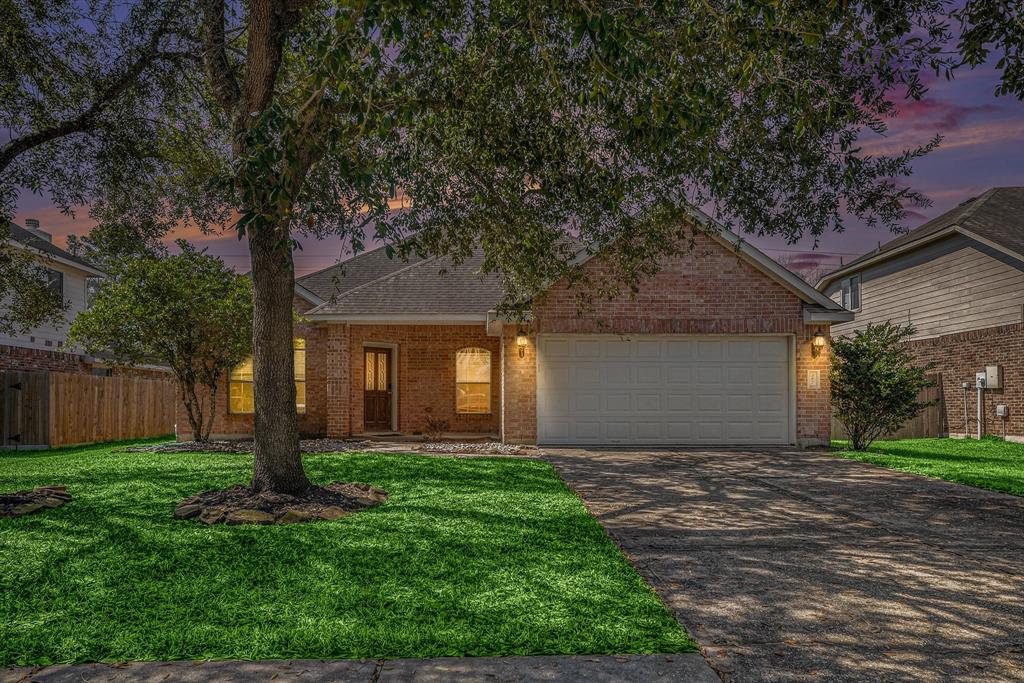League City, Texas 77573, United States, 3 Bedrooms Bedrooms, ,2 BathroomsBathrooms,Residential,Active,173014