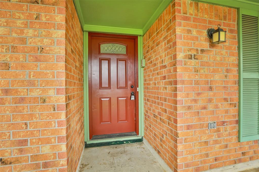 4517 Coachman Drive, Baytown, Texas image 5