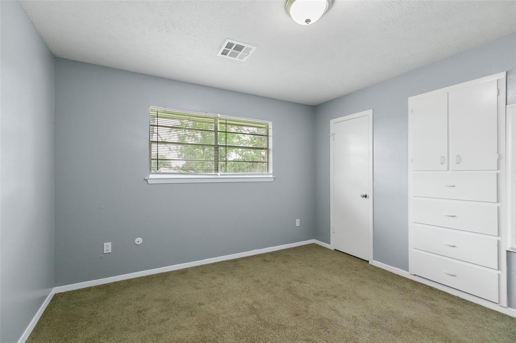 4517 Coachman Drive, Baytown, Texas image 24