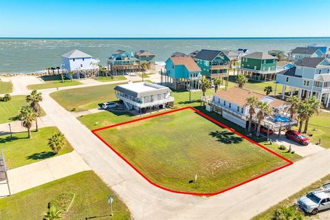 Photo of 13026 Buccaneer Parkway, Freeport, TX 77541 (MLS # 43703575)