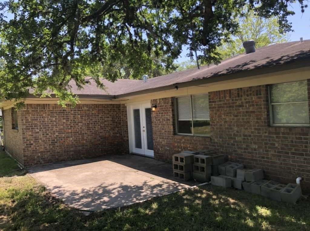 406 Wisteria Street, Richwood, Texas image 14