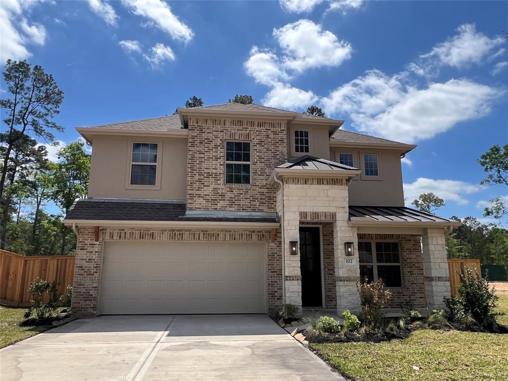 102 Mockingbird Trails Drive, Willis, Texas image 1
