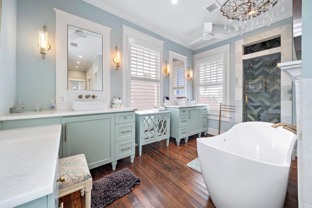 3212 Avenue R 1/2, Galveston, Texas image 31