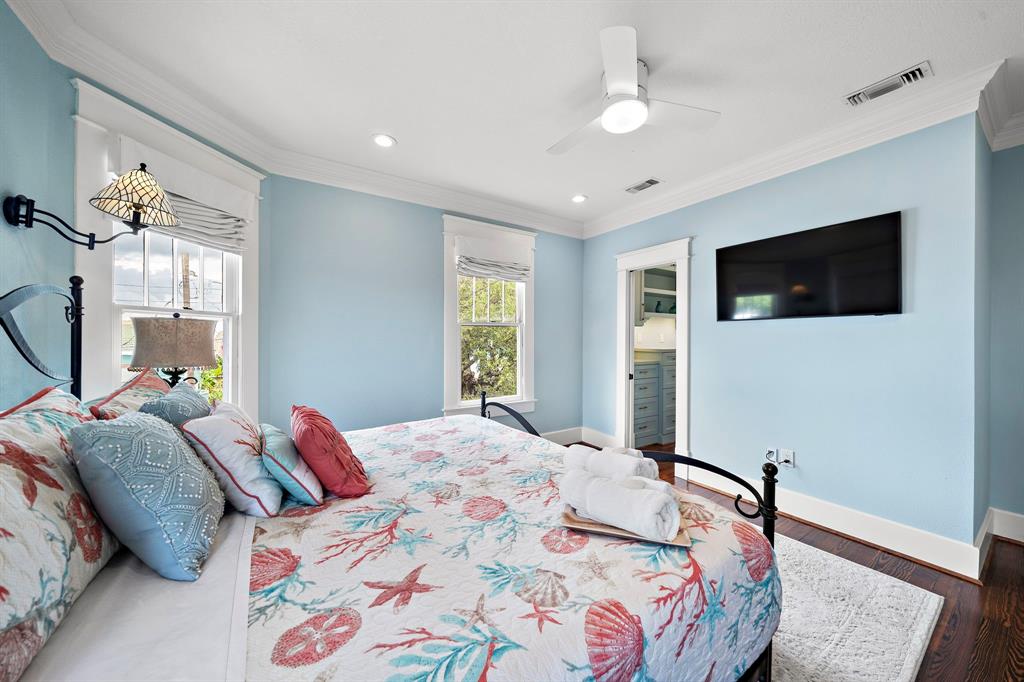 3212 Avenue R 1/2, Galveston, Texas image 25