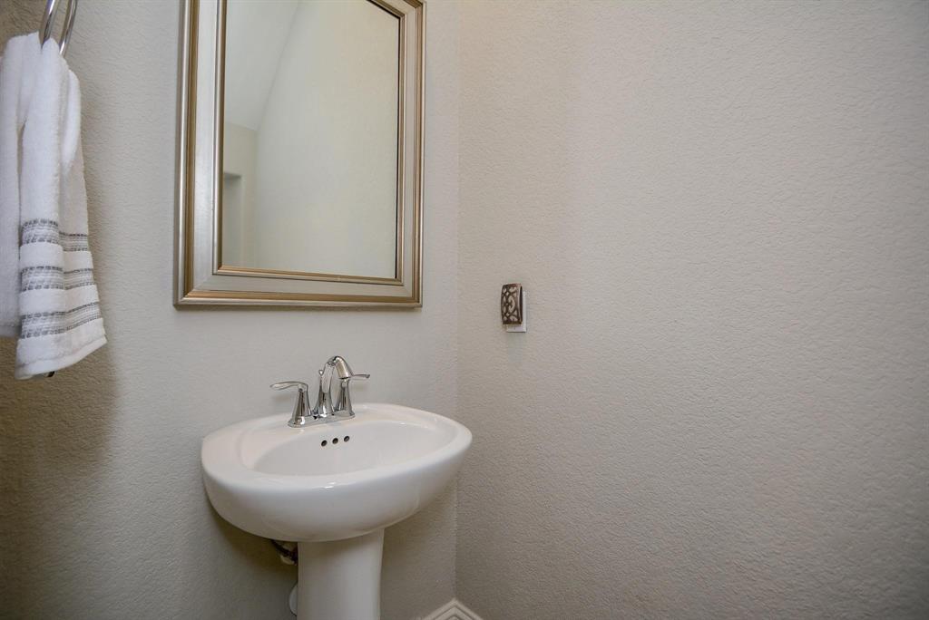 114 Silver Sky Court, Conroe, Texas image 17